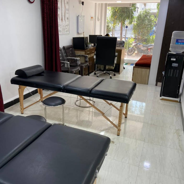 HSC Chiropractic Clinic Interior Navi Mumbai